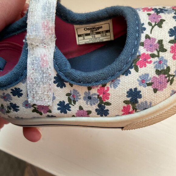 OshKosh Floral Mary Jane Toddler Shoes Size 3 - Picture 3 of 6